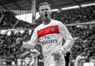 爱游戏体育|铁闸陈威半场三连扑救主，海港客战蔚山守住晋级希望