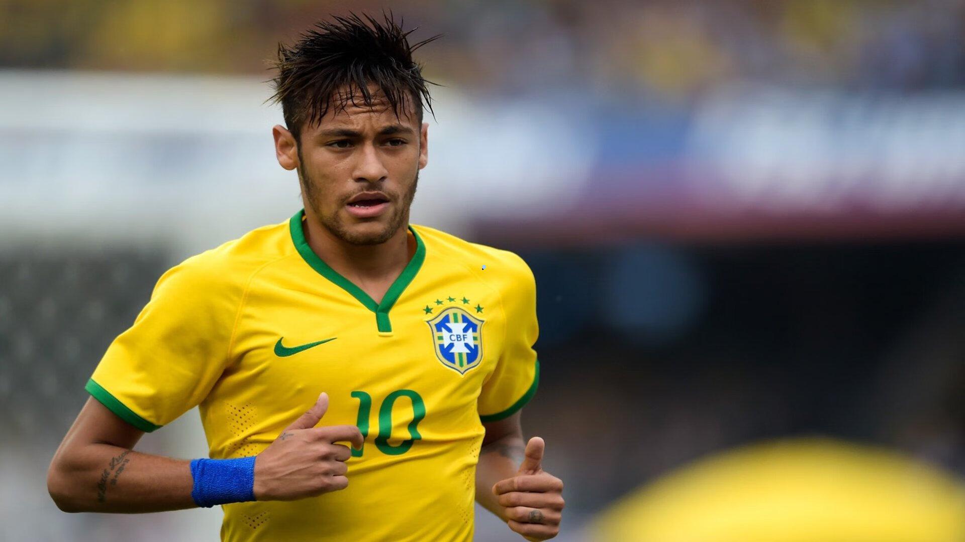 药厂闪电解雇最贵暑期工滕圣，天价短期合约引发足坛震荡